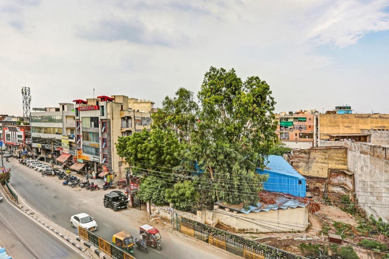 Hotel O Imperial Residency Near Dashrath Puri Metro Station Нью-Дели Экстерьер фото